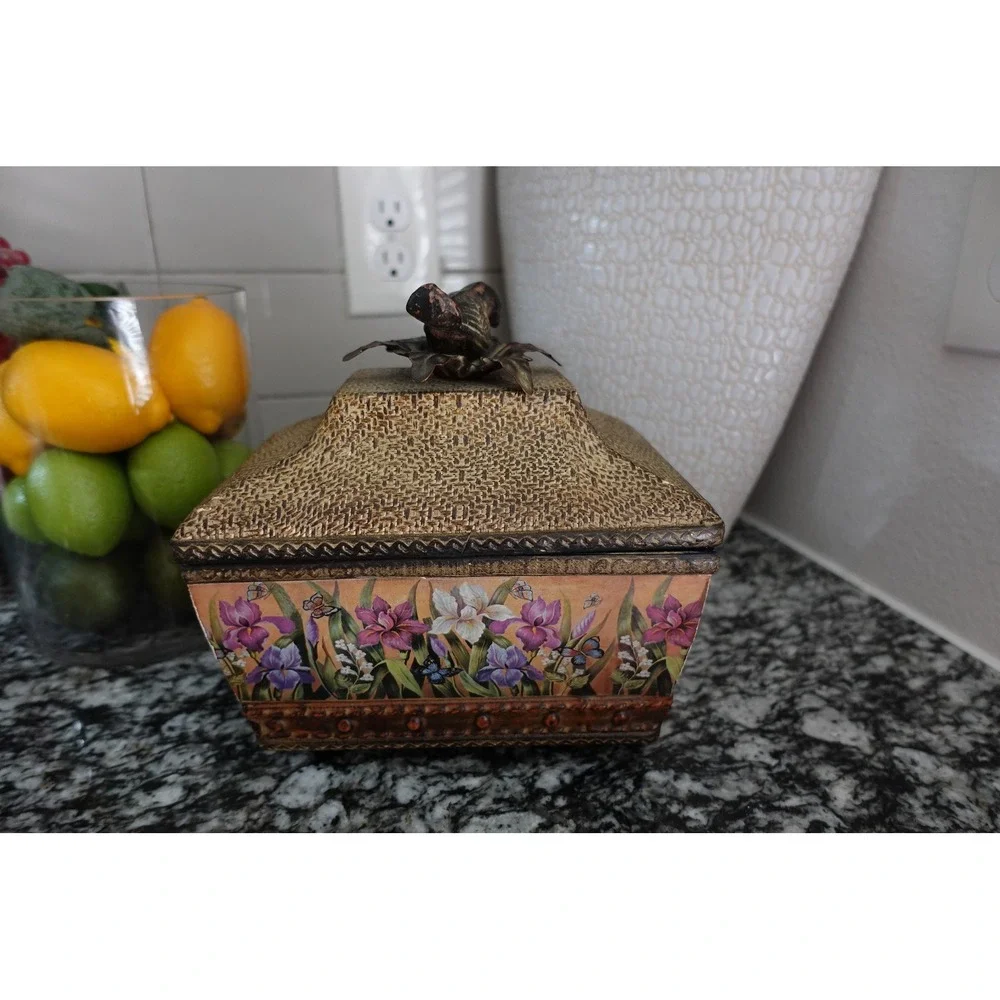 vintage woven‎ metal bird basket trinket storage with lid